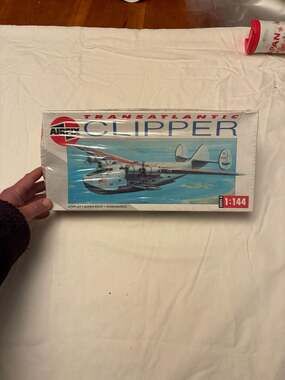 Airfix Transatlantic Clipper Boeing 314 1:144 Scale Model Airplane Kit Series 4